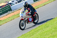 enduro-digital-images;event-digital-images;eventdigitalimages;mallory-park;mallory-park-photographs;mallory-park-trackday;mallory-park-trackday-photographs;no-limits-trackdays;peter-wileman-photography;racing-digital-images;trackday-digital-images;trackday-photos